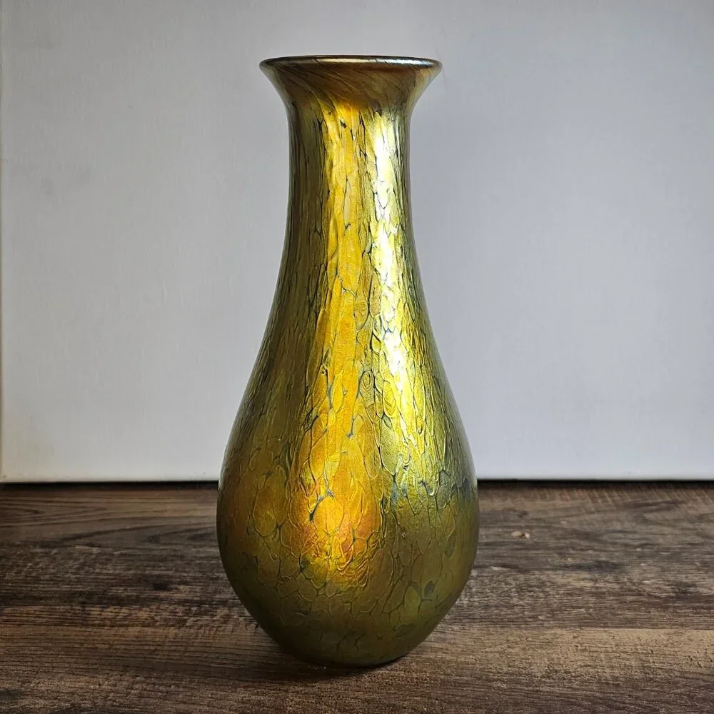 Vintage Lundberg Studios Signed Iridescent Studio Art Glass Vase 10” 1997